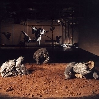 “空灵 · 空——诱惑系列”个展现场 1994 中央美院画廊