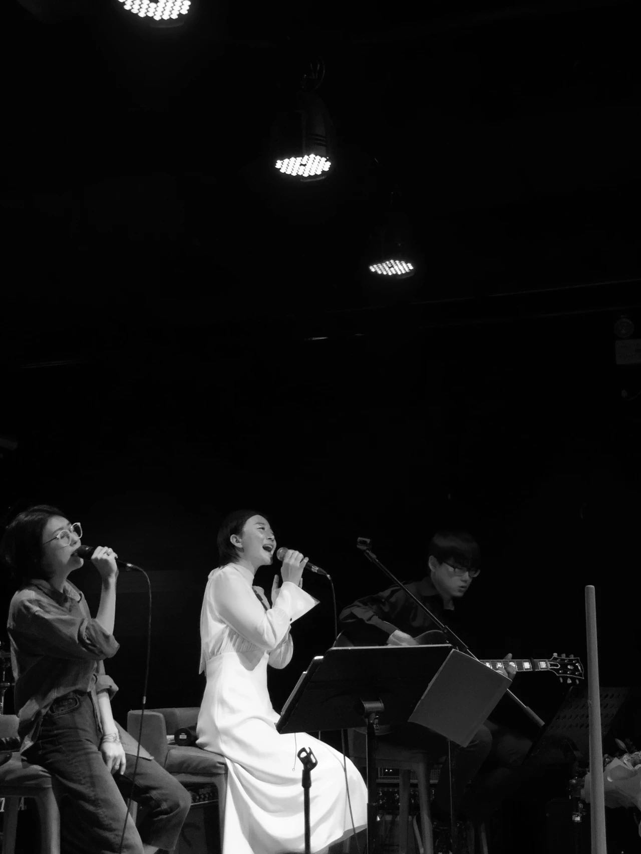 Live Show in Xiaoxue.jpg