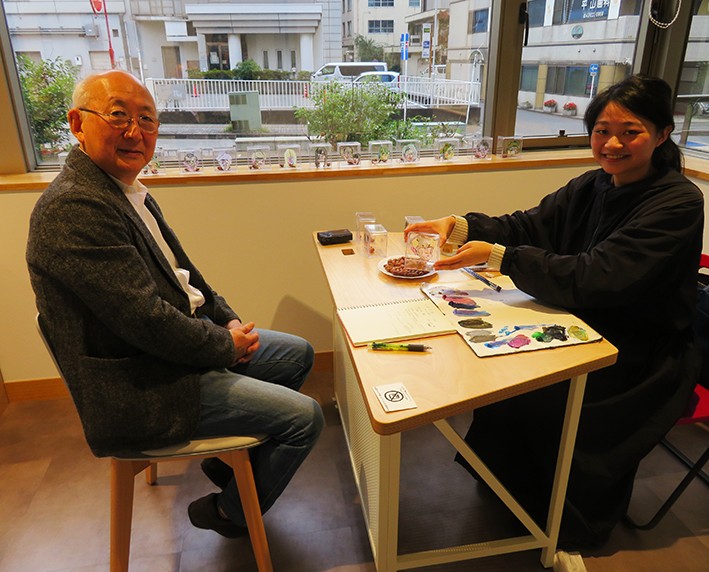 7. Director of Chiba City Museum of Art KAWAI Masatomo and EGAMI Etsu.jpg