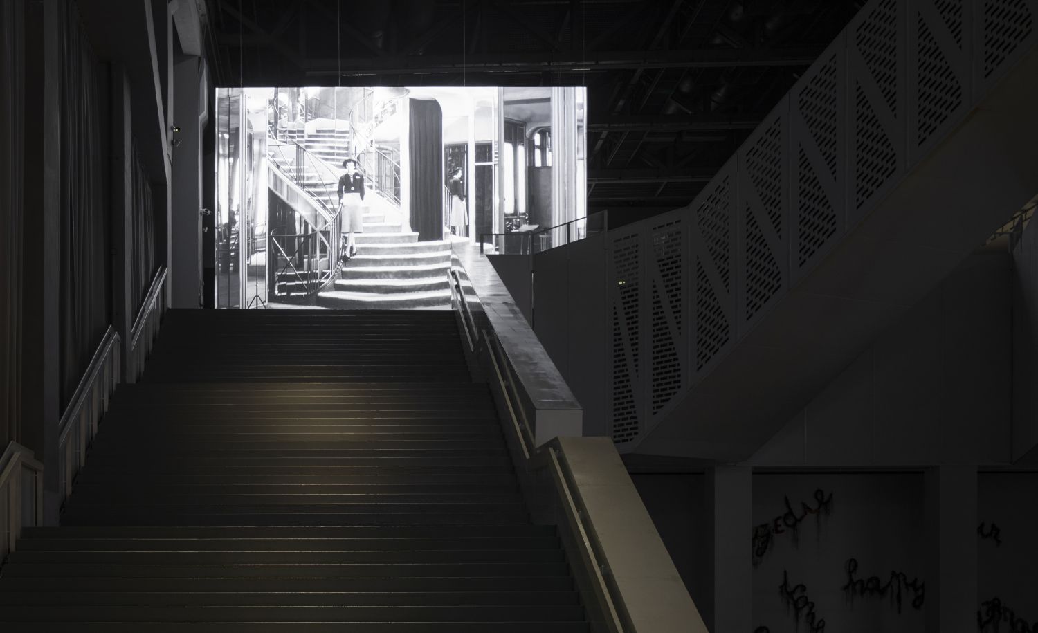 01 Installation view of GABRIELLE CHANEL. FASHION MANIFESTO.jpg