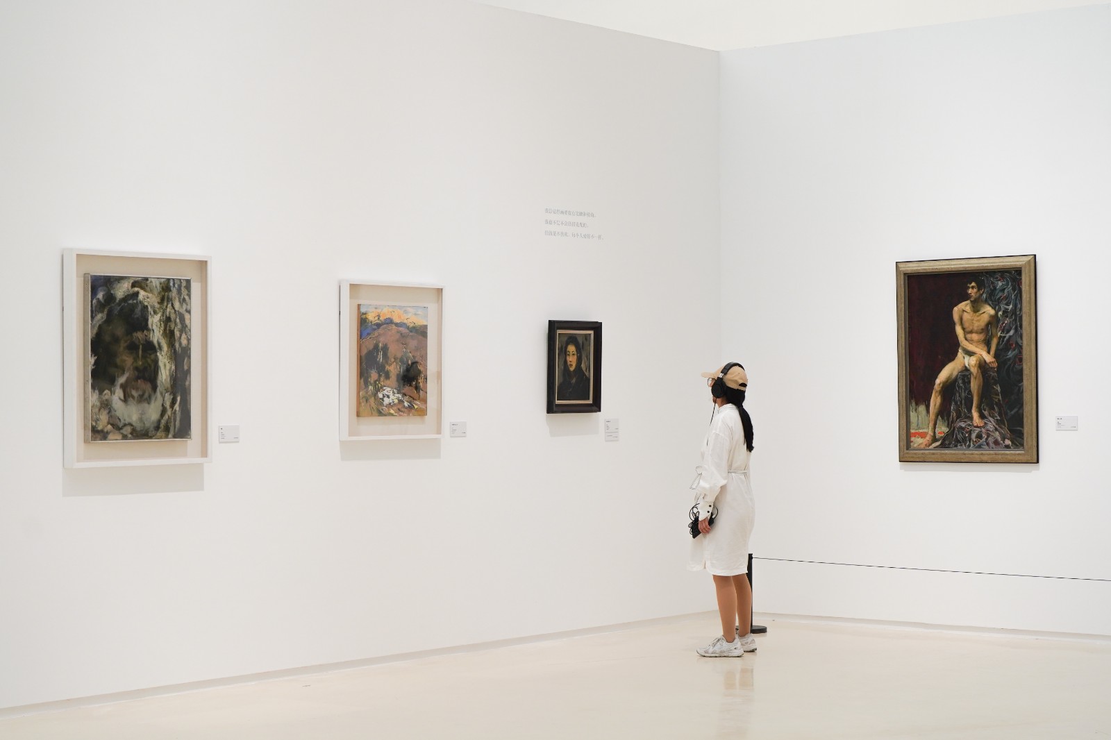 34 Exhibition View of “Great Art Needs No Talk The Centennial Retrospective of Lin Gang”.jpg