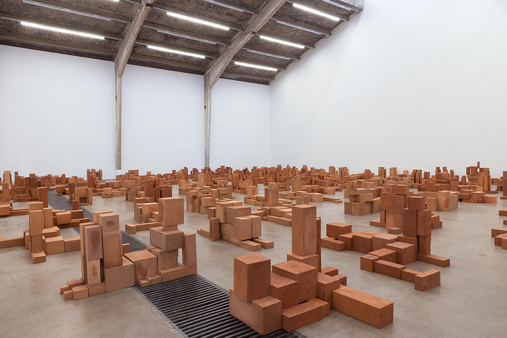 02 Antony Gormley - Body Buildings, Galleria Continua, Beijing, China 2024–25. Resting Place II, 2024, terracotta, 132 figures, dimensions variable. Photograph by Huang Shaoli..jpg